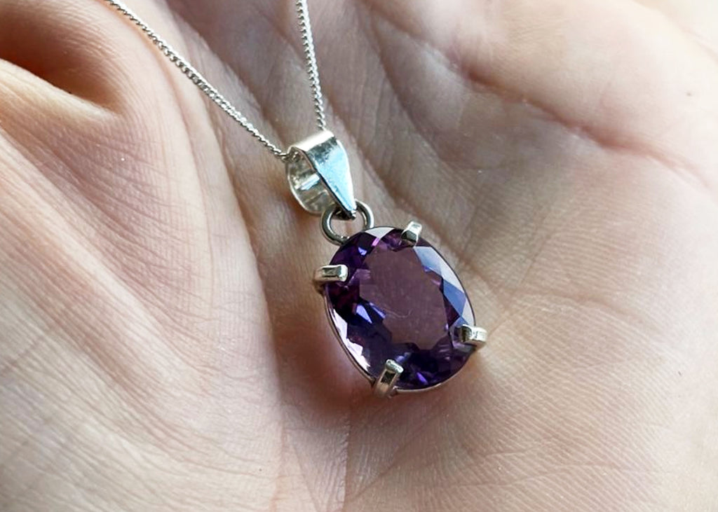 4-6 Carat Oval Cut Amethyst Pendant Necklace