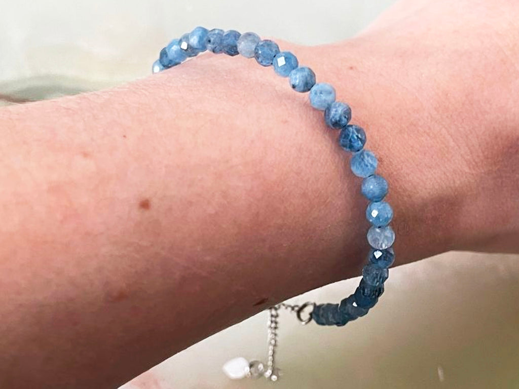 Aquamarine Faceted Bead Bracelet