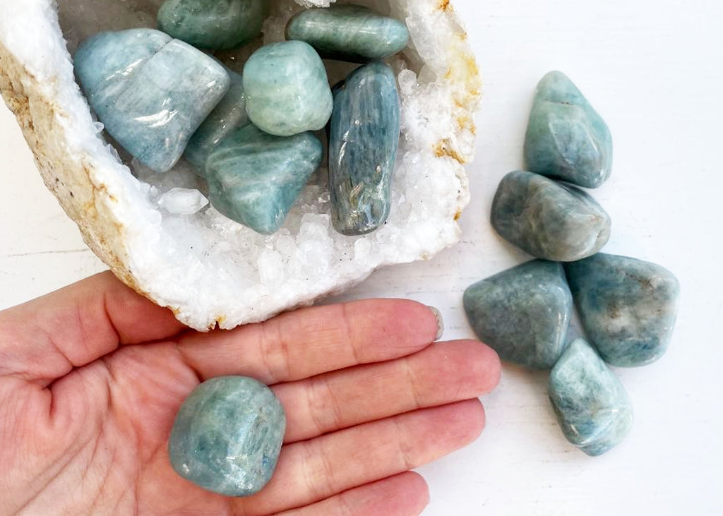 Aquamarine crystal bracelet and tumblestone gift set.