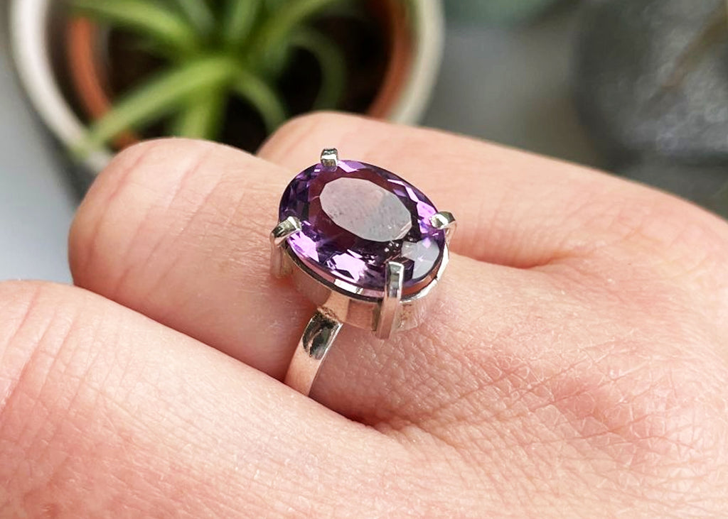 4-6 Carat Oval Cut Amethyst Sterling Silver Ring