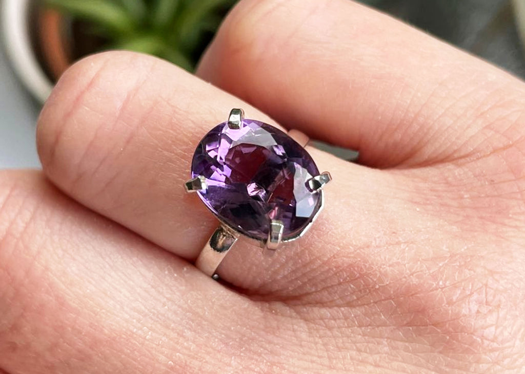 4-6 Carat Oval Cut Amethyst Sterling Silver Ring