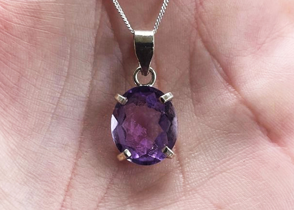 4-6 Carat Oval Cut Amethyst Pendant Necklace