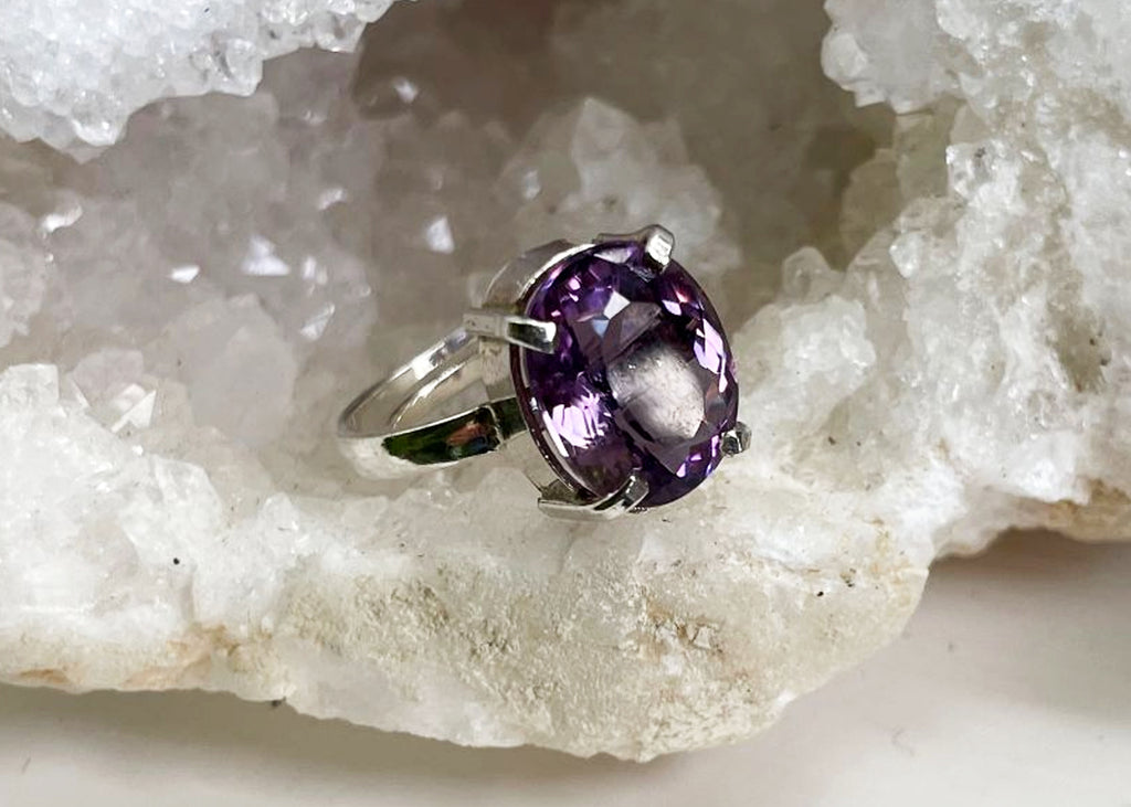 4-6 Carat Oval Cut Amethyst Sterling Silver Ring