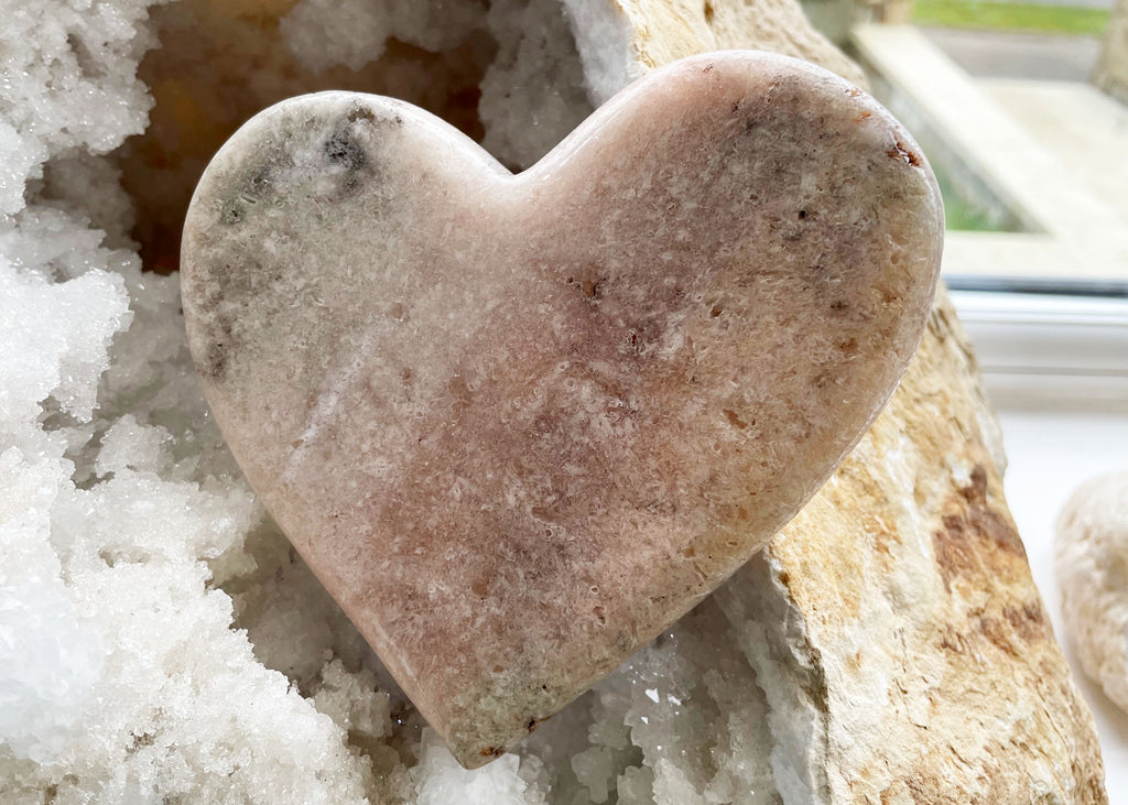 Sparkly Polished Pink Amethyst Heart On Metal Stand