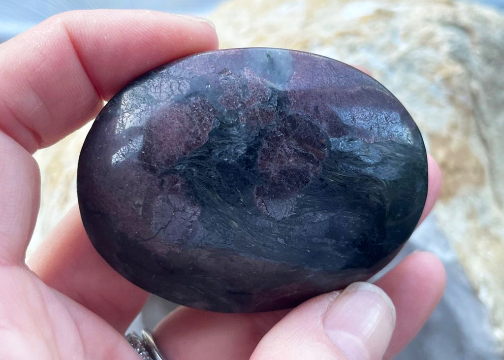 Garnet Palm Stone With Rutile Inclusions